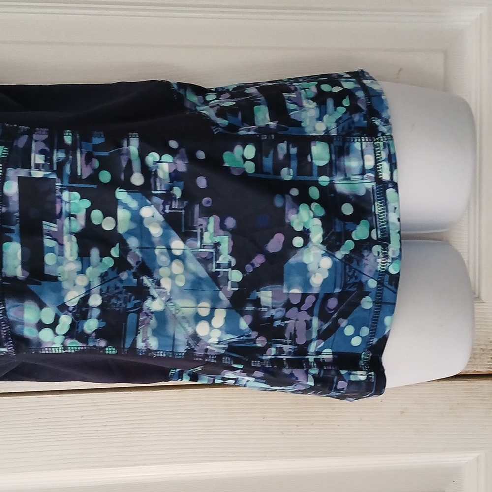 Tek Gear Drytek Women's Abstract Print athletic tank top Sz S NWOT - Picture 2 of 8
